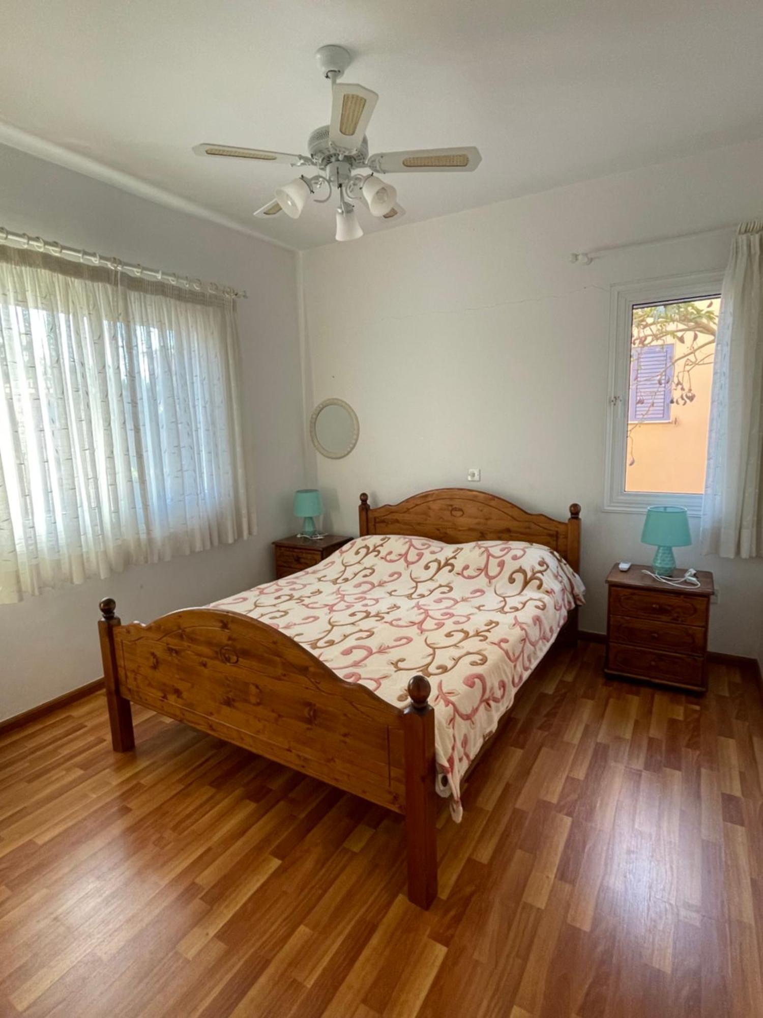 Limnaria Gardens Two Bedroom Apartment With Balcony Paphos Exterior foto
